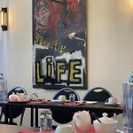 Amical Otel