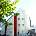 Amical Otel 4*