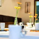 Amical Otel
