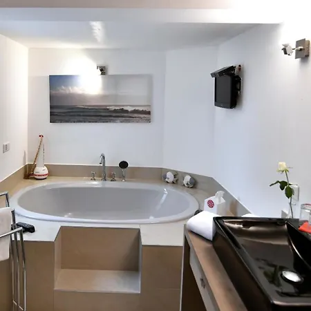 Hotel Amical 4*