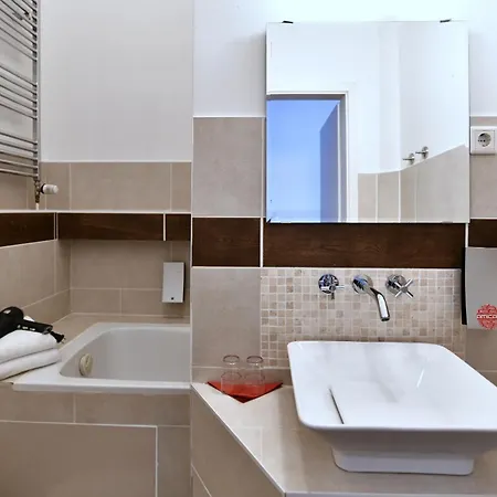 Amical Hotel